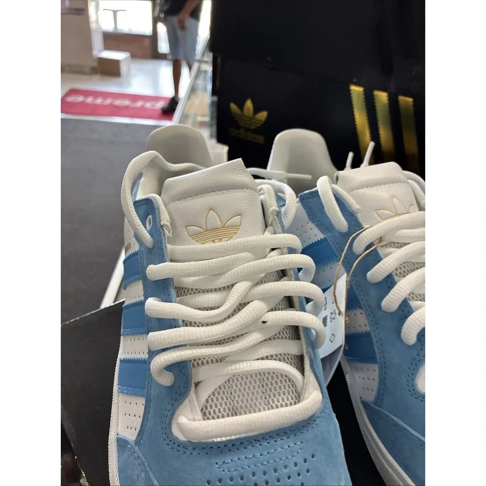 adidas tyshawn low